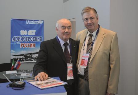 Президент итальянской компании &laquo;Technoplats S.r.l.&raquo; Антонио Ди Баттисто и генеральный директор ОАО &laquo;Авиапром&raquo; В.Д. Кузнецов довольны взаимовыгодным сотрудничеством. В развитие деловых отношений в 2011 году они подписали соглашение, по которому ОАО &laquo;Авиапром&raquo; получает эксклюзивные права на поставку в Россию и другие страны СНГ гальванического оборудования, доказавшего свою эффективность при производстве самолётов крупнейших авиастроительных компаний Западной Европы и США